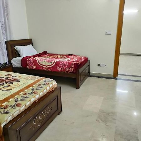 Gb Lodging House, Islamabad Bed & Breakfast ภายนอก รูปภาพ